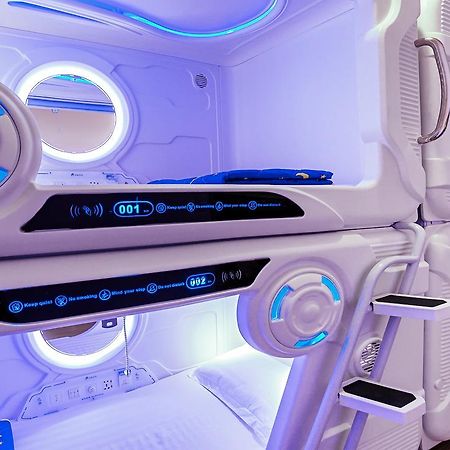 Spacepod@Com Singapore Bagian luar foto