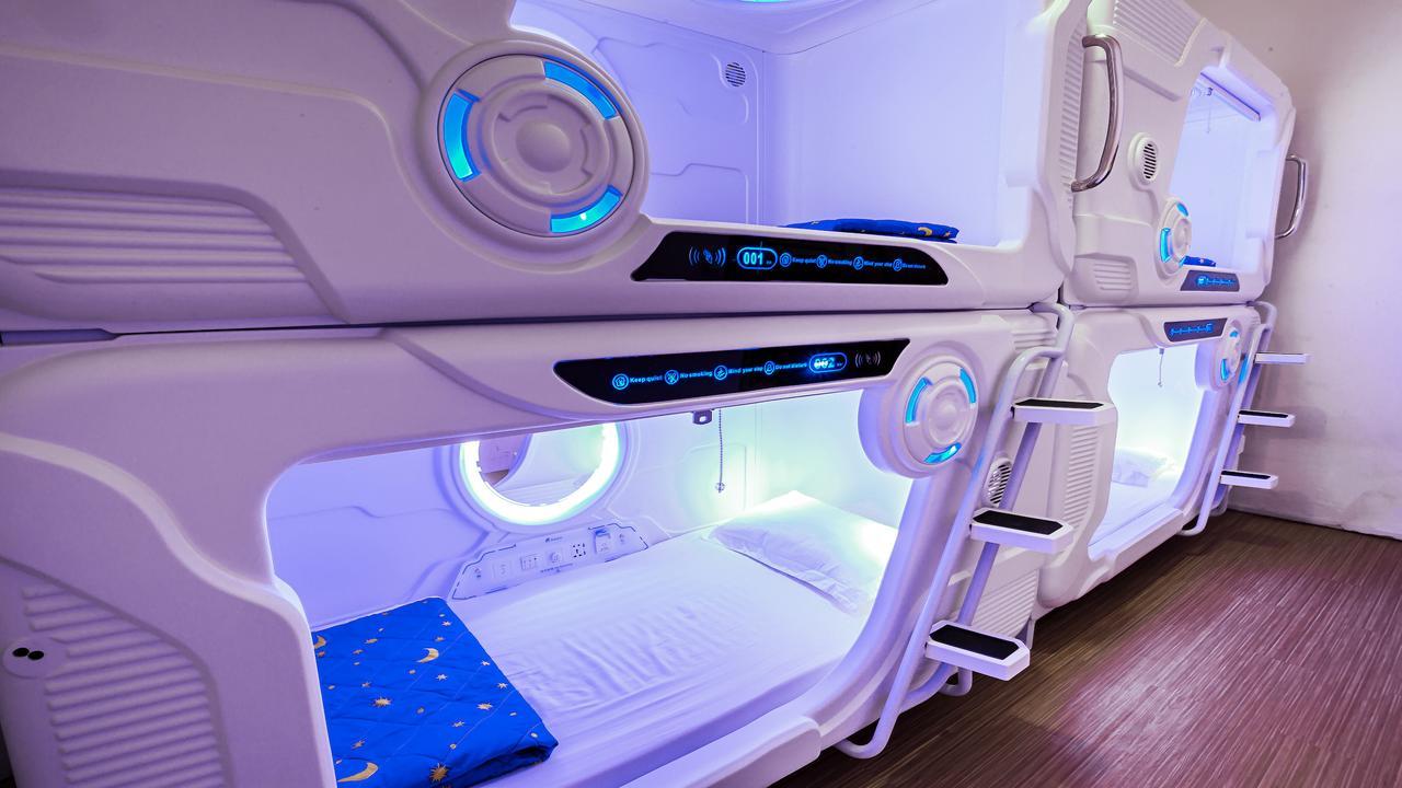 Spacepod@Com Singapore Bagian luar foto